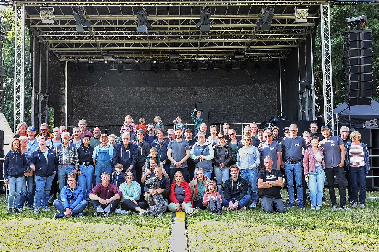 freunde-der-alten-ziegelei-gruppenfoto